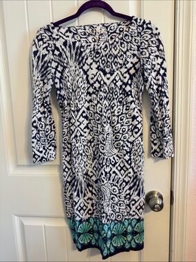 Lilly Pulitzer Navy and White Printed Knit Top with Gold Script